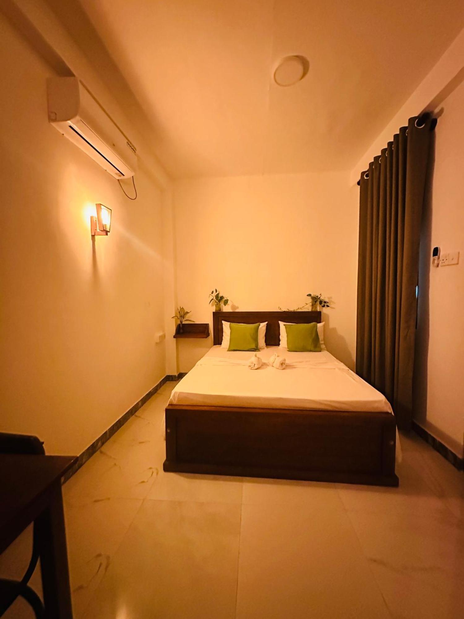 Jaya Villa - Near Airport Negombo Eksteriør billede