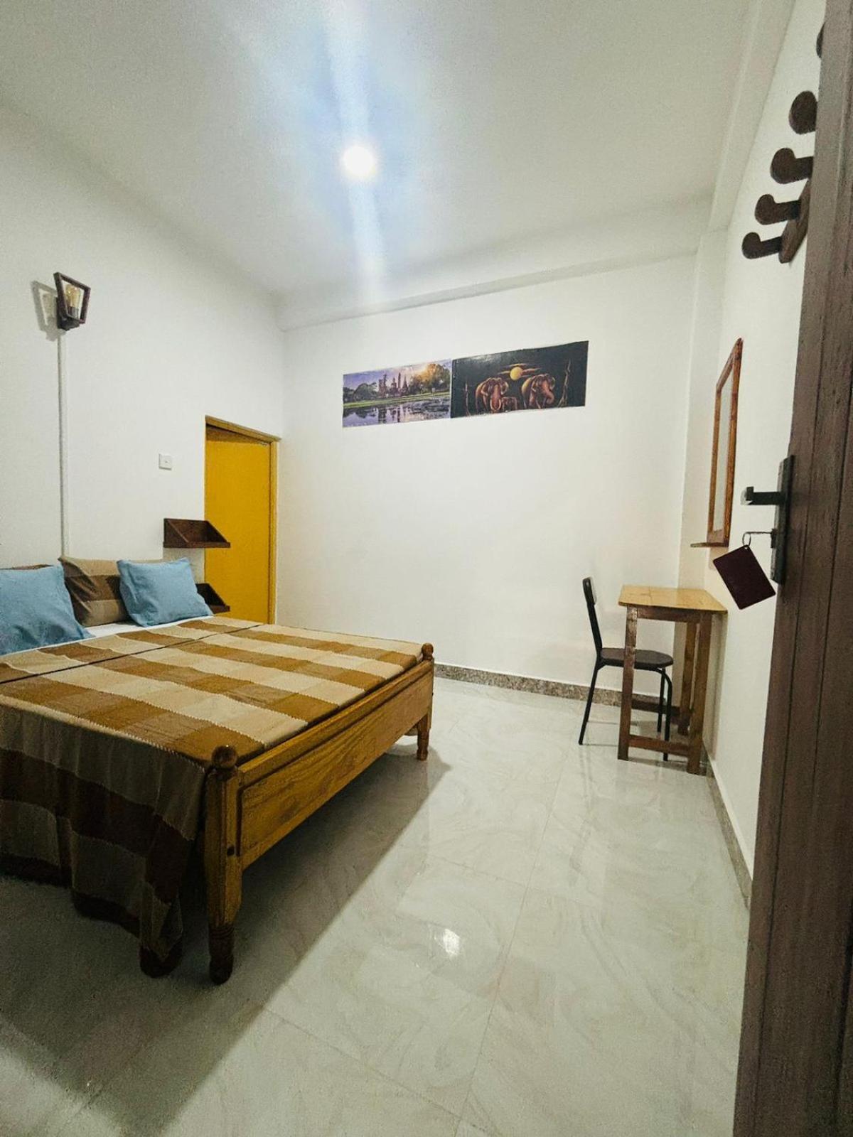 Jaya Villa - Near Airport Negombo Eksteriør billede